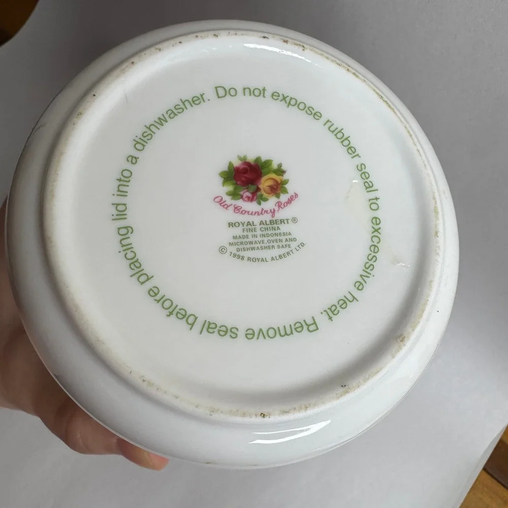 Royal Albert‎ Old Country Roses Ceramic Canister Jar with Lid Floral Green Trim